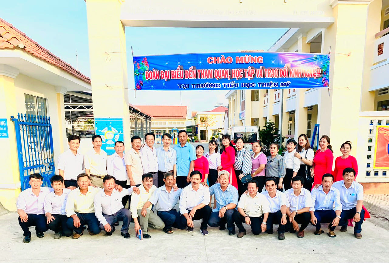 TRƯỜNG TH MỸ HƯƠNG A THAM QUAN HỌC TẬP KINH NGHIỆM TRƯỜNG CHUẨN QUỐC GIA MỨC ĐỘ 2