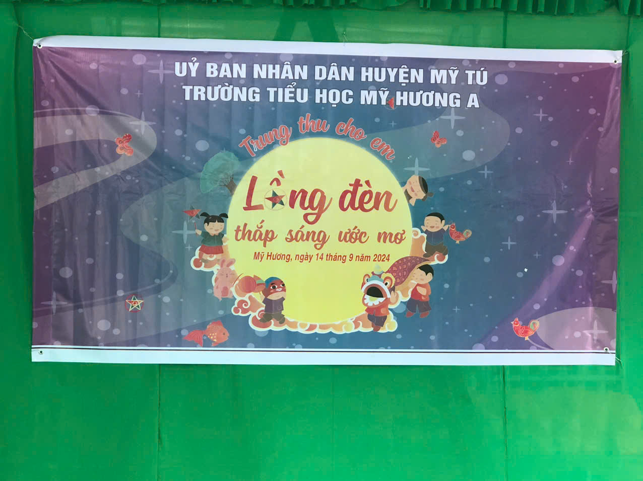 Trường TH Mỹ Hương tổ chức "Vui tết Trung thu" Năm học 2024-2025
