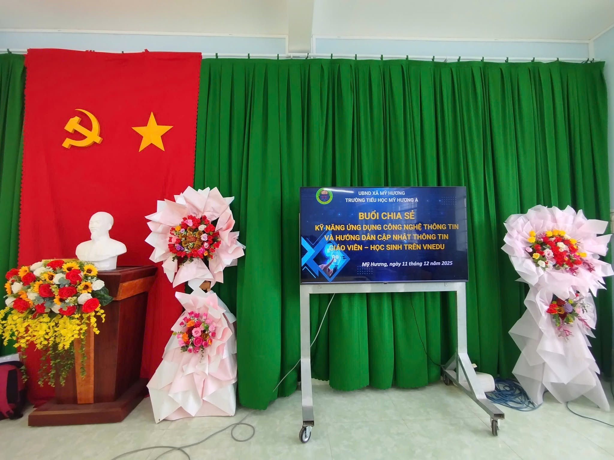TRƯỜNG TIỂU HỌC MỸ HƯƠNG A - BUỔI CHIA SẺ ỨNG DỤNG CNTT VÀ HƯỚNG DẪN MỘT SỐ KỸ THUẬT TRÌNH BÀY VĂN BẢN
