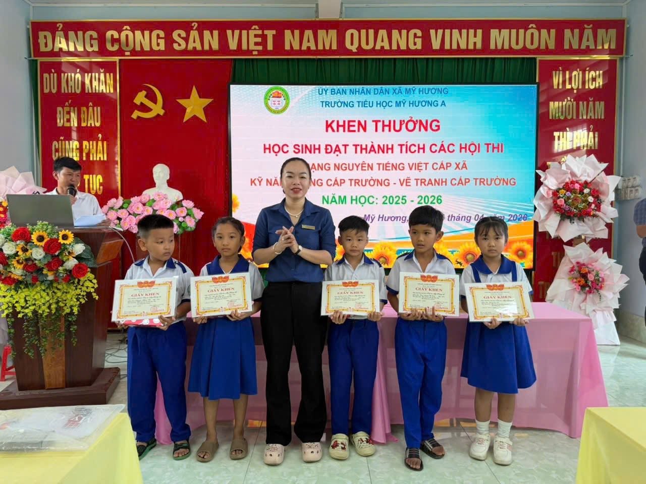 TRƯỜNG TIỂU HỌC MỸ HƯƠNG A TỔ CHỨC NGÀY HỘI “THIẾU NHI VUI KHỎE – TIẾP BƯỚC LÊN ĐOÀN”